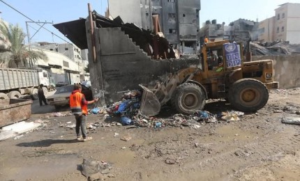 بلدية غزة: نحتاج لـ 250 آلية حاليًا لتعزيز عمل البلديات