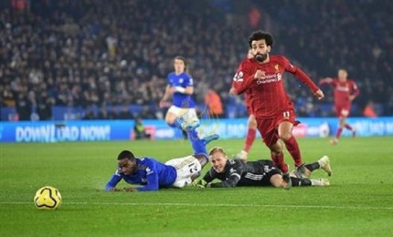 ليفربول يفتقد إيزاك وأليسون أمام أستون فيلا