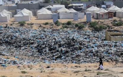 بلدية غزة: ربع مليون طن نفايات تهدد حياة المدنيين
